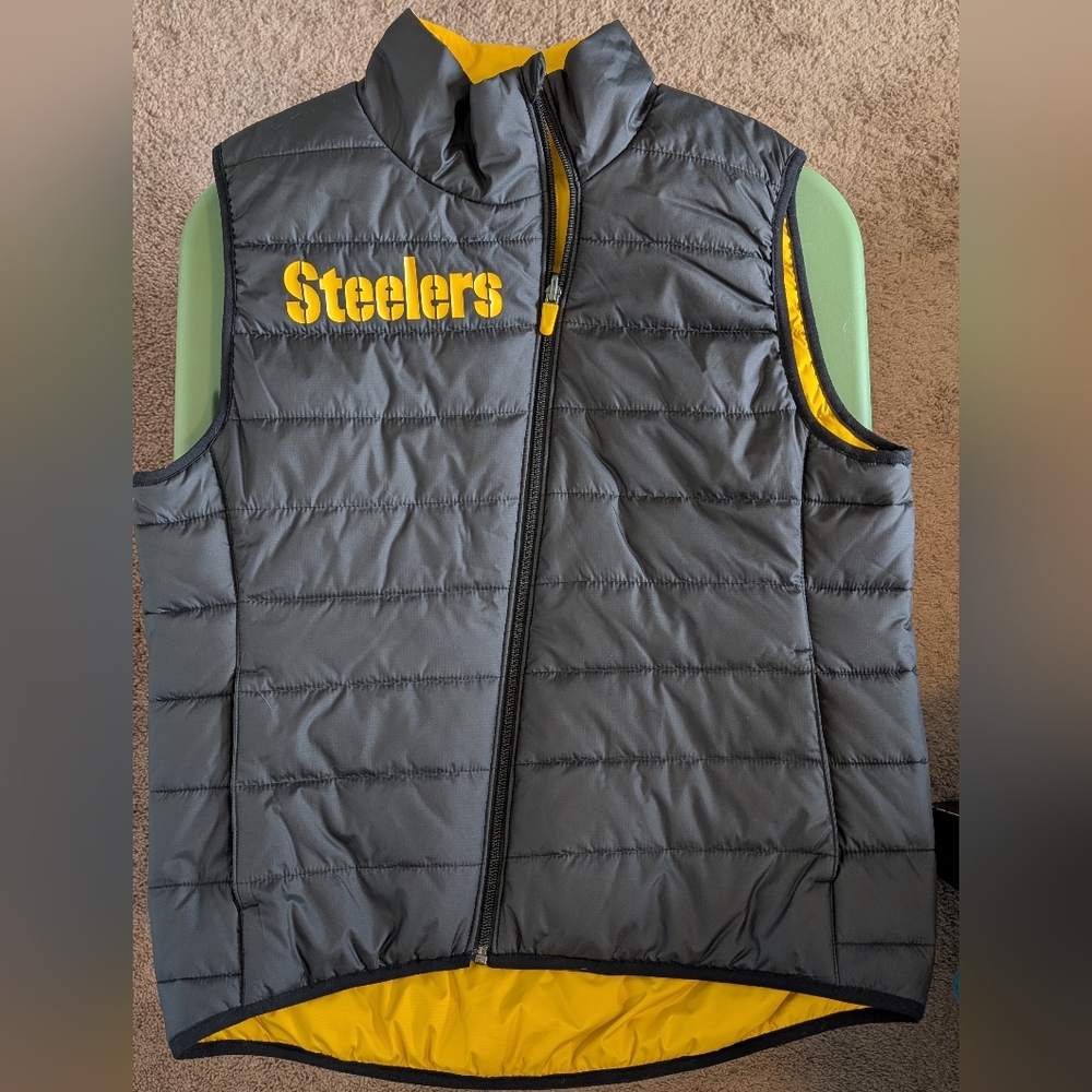 Pittsburgh Steelers Women's light weight puffy vest